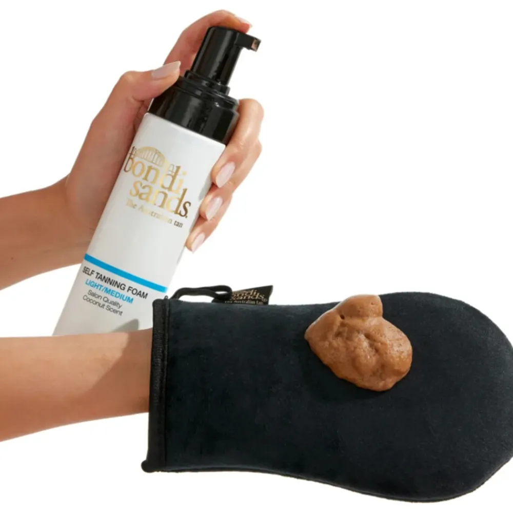 Zonbescherming<Bondi Sands Self Tanning Foam Light/Medium 200 ml