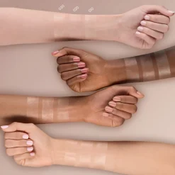 All Over Glow Tint 030 Sun Dip 15 ml Highlighter