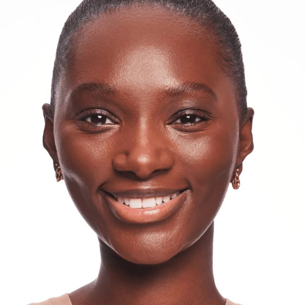 Foundation<Catrice Invisible Cover Foundation 077C 30 ml