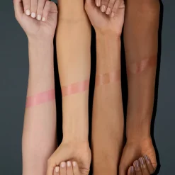 New Wild Hibiscus Glow Lip Balm 010 Hawaiian Blossom Glow 3,5 gr Lipverzorging