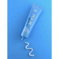 Be You Tandpasta Zwarte Bes en Drop 60 ml^Curaprox New