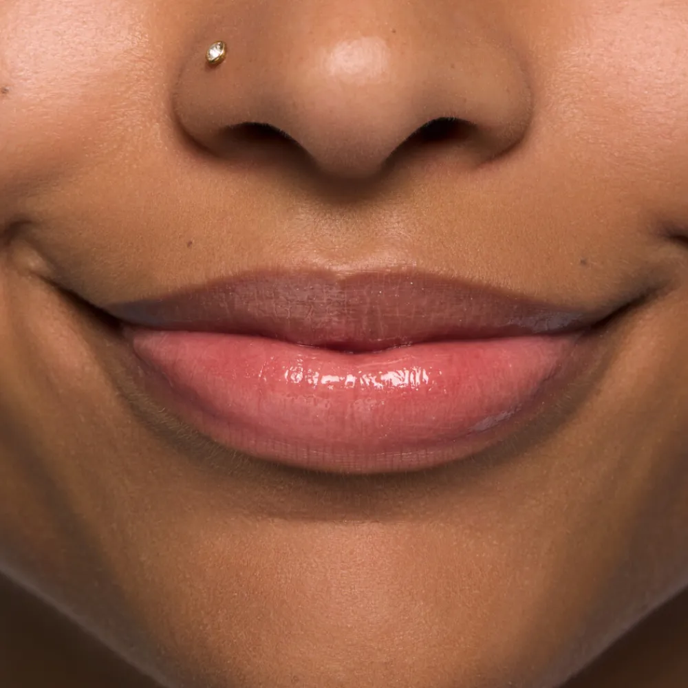 Extreme Shine Volume Lipgloss 12 Dazzling Apricot 5 ml^essence