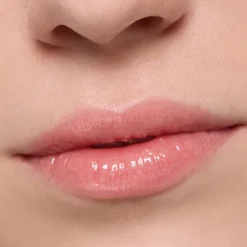 Extreme Shine Volume Lipgloss 12 Dazzling Apricot 5 ml^essence