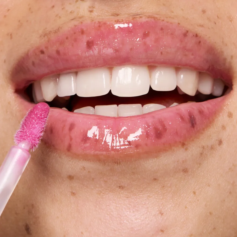 Extreme Shine Volume Lipgloss 13 Glazed Berry 5 ml^essence Clearance