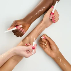 Eyeliner<essence Eye Sparkle! Liquid Liner 01 Sparkling Lights 4 ml