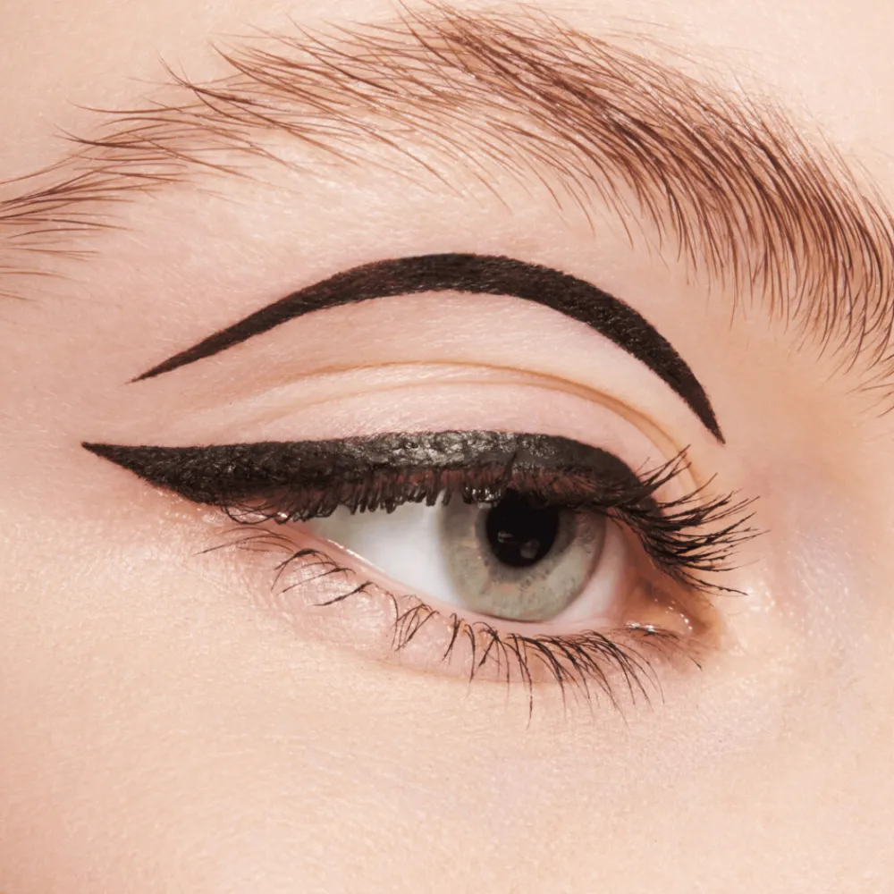 Eyeliner Pen 01 Waterproof 1 ml^essence New