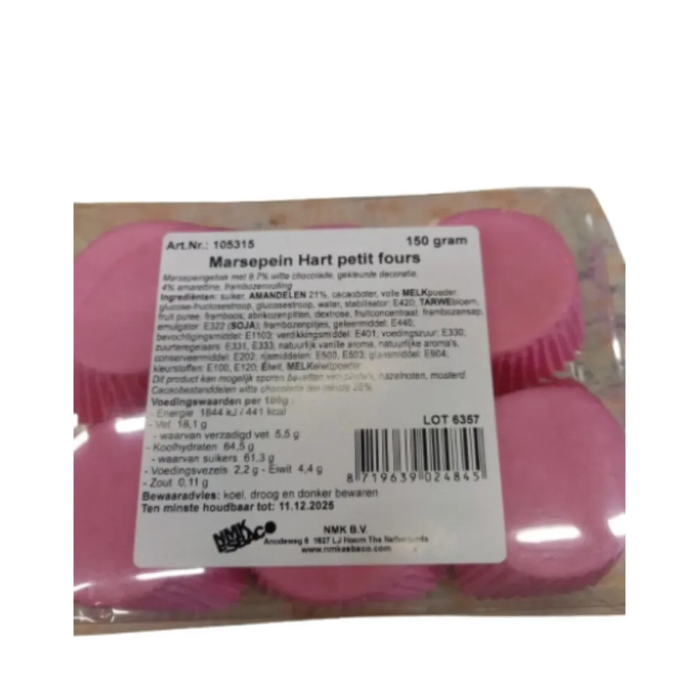 New Marsepijn Petit Four + Hartje 6 stuks Chocolade