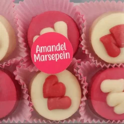 New Marsepijn Petit Four + Hartje 6 stuks Chocolade