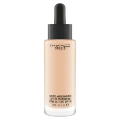 Studio Waterweight Foundation SPF 30 NW13 30 ml^MAC Cosmetics Hot