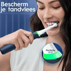 Tandenborstels<Oral-B Elektrische Tandenborstel iO 7S Blauw