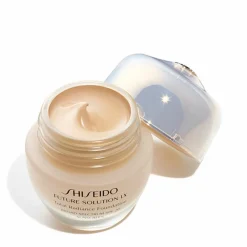 Foundation<Shiseido Future Solution LX Total Radiance Foundation SPF15 Golden 3 30 ml