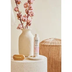 Moisturising Shower Oil Mindful Blossom 250 ml^Therme Clearance