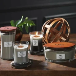 Geurkaars Medium Fireside 275 gr^WoodWick Outlet