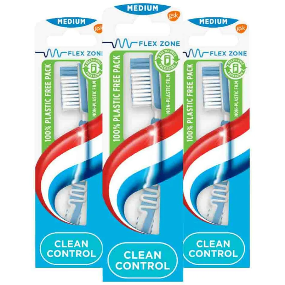 3x Tandenborstel Clean Control Medium^Aquafresh Hot