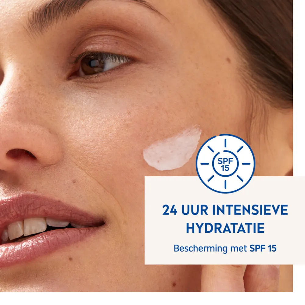 Dag- & Nachtcrème<NIVEA 3x Dagcrème Verzachtend SPF 15 50 ml