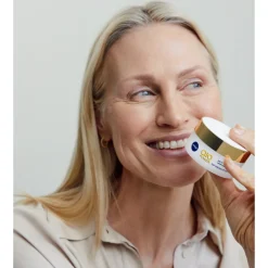 Sale 3x Q10 Dagcrème Extra Voedend SPF 15 50 ml Dag- & Nachtcrème