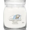 Kaarsen|Geurkaarsen<Yankee Candle Geurkaars Medium Jar Soft Blanket 368 gr